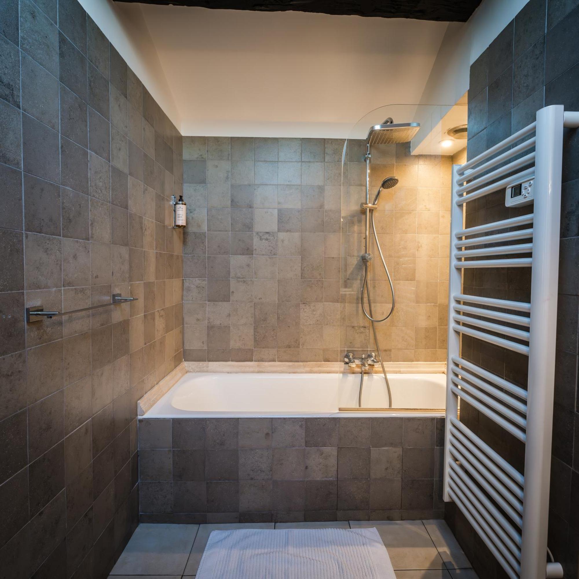 Le Grimaldi Bed & Breakfast Cagnes-sur-Mer Luaran gambar