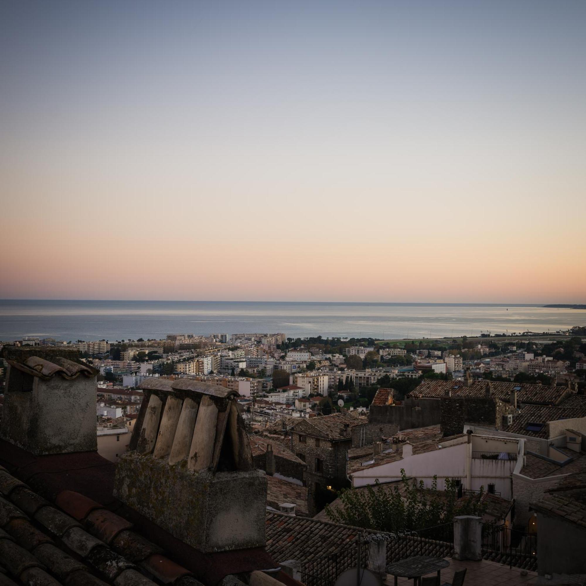 Le Grimaldi Bed & Breakfast Cagnes-sur-Mer Luaran gambar